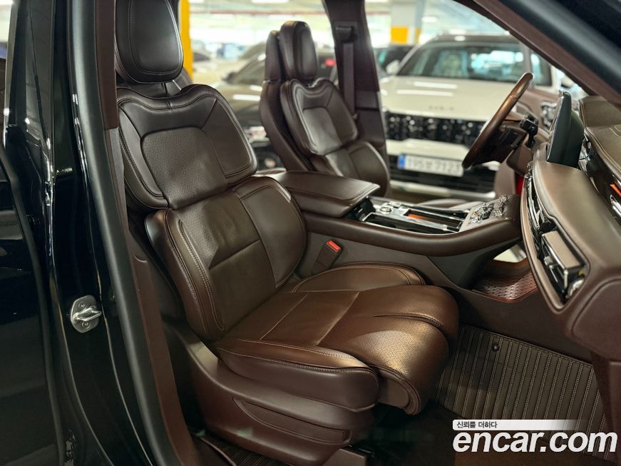 Lincoln Aviator 2021