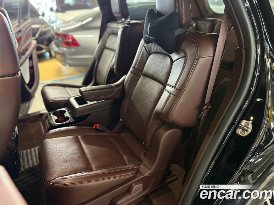 Lincoln Aviator 2021