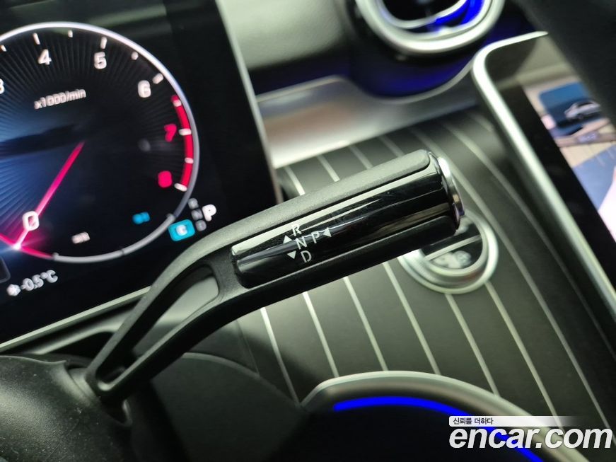 Mercedes-Benz C-Class 2023