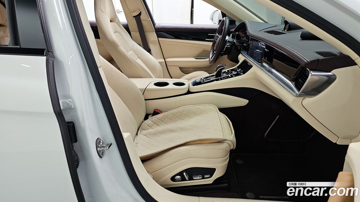 Porsche Panamera 2018