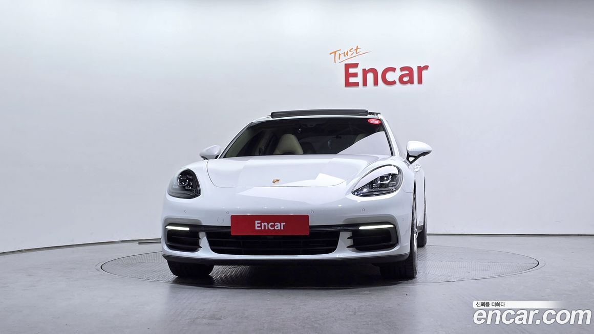 Porsche Panamera 2018