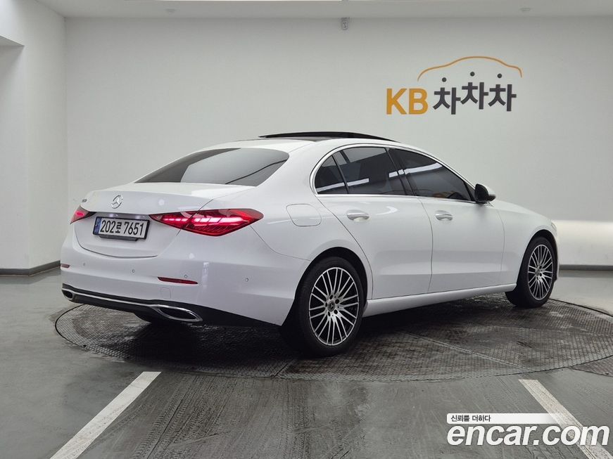 Mercedes-Benz C-Class 2023