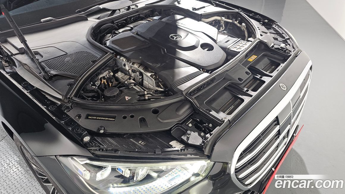 Mercedes-Benz S-Class 2022