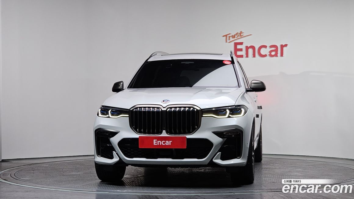 BMW X7 2021