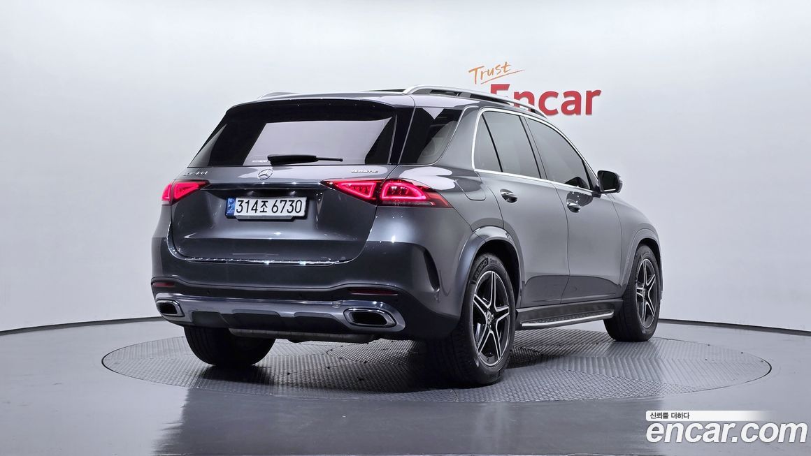 Mercedes-Benz GLE-Class 2021