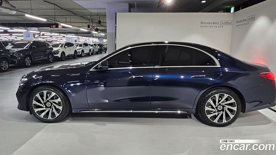 Mercedes-Benz E-Class 2025