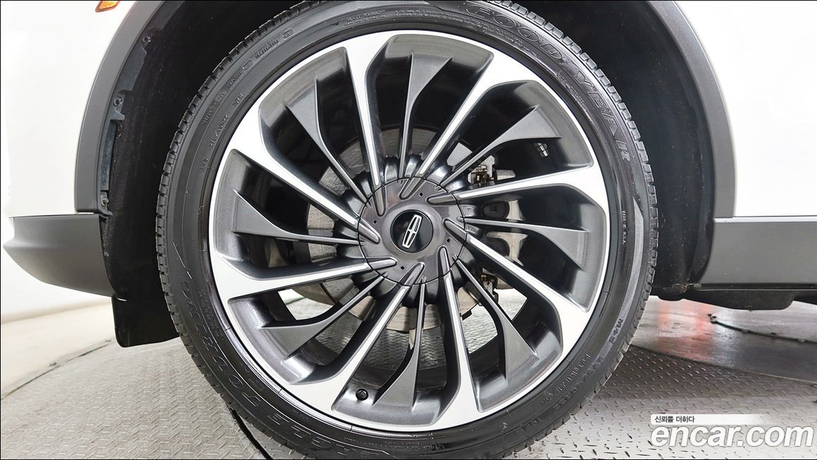 Lincoln Aviator 2025