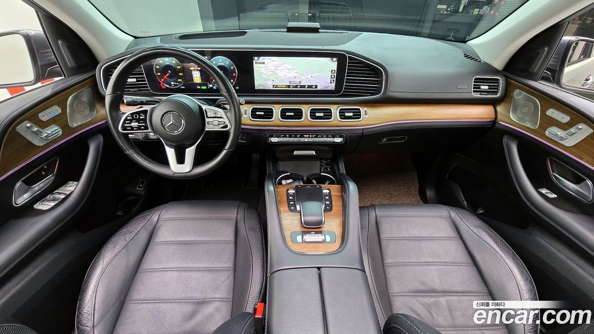 Mercedes-Benz GLE-Class 2021