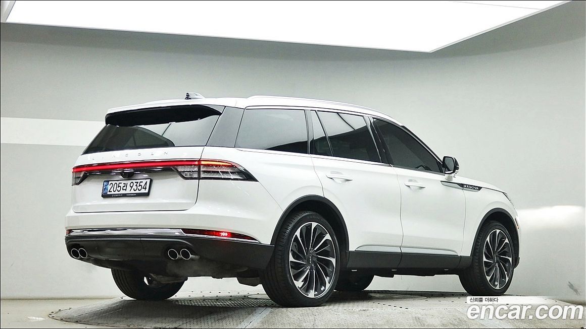 Lincoln Aviator 2025