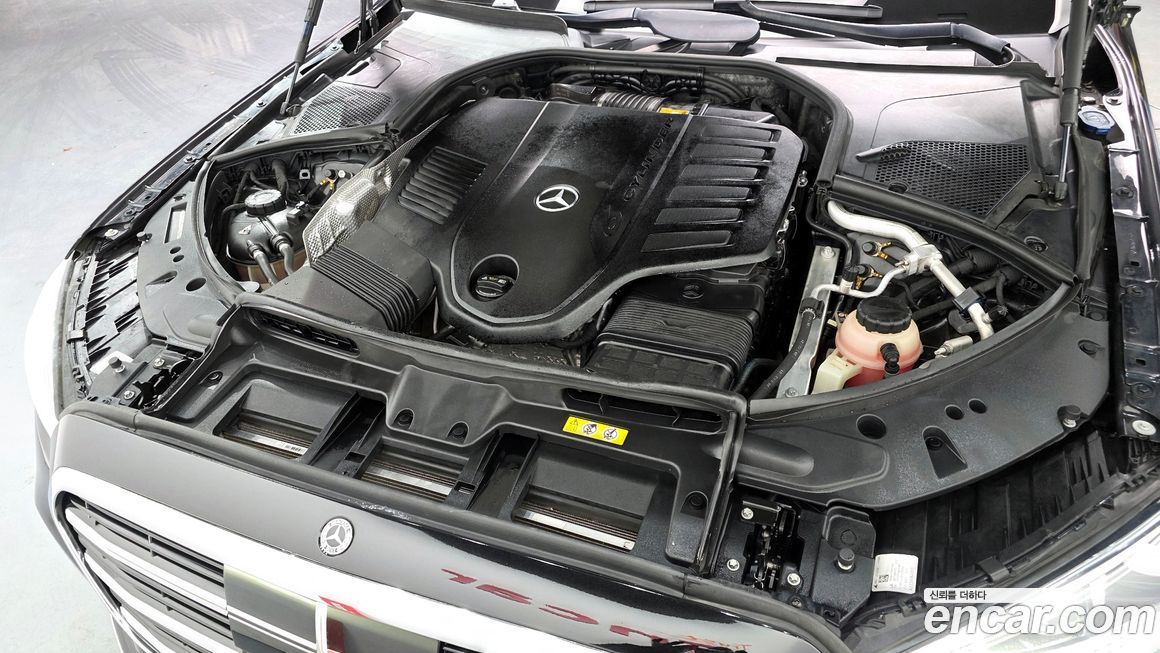 Mercedes-Benz S-Class 2021