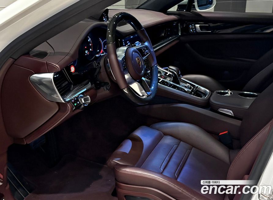 Porsche Panamera 2020