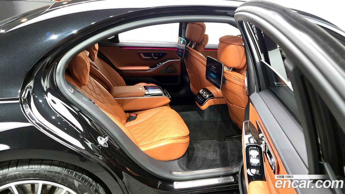 Mercedes-Benz S-Class 2021