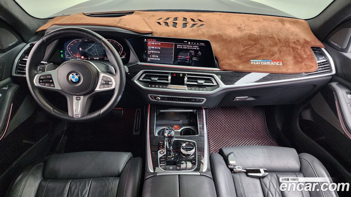 BMW X7 2021