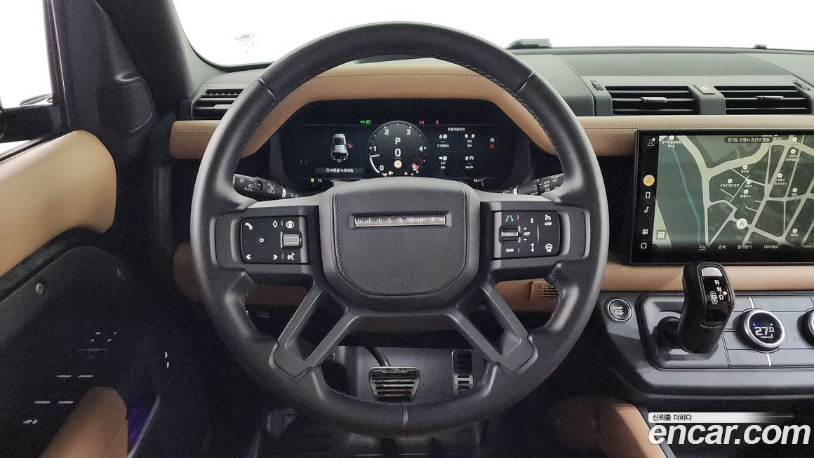 Land Rover Defender 2025