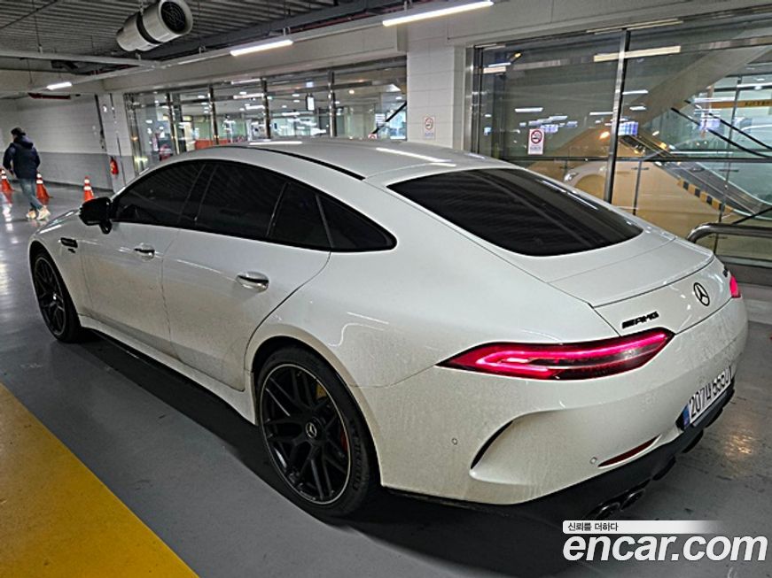 Mercedes-Benz AMG GT 2024