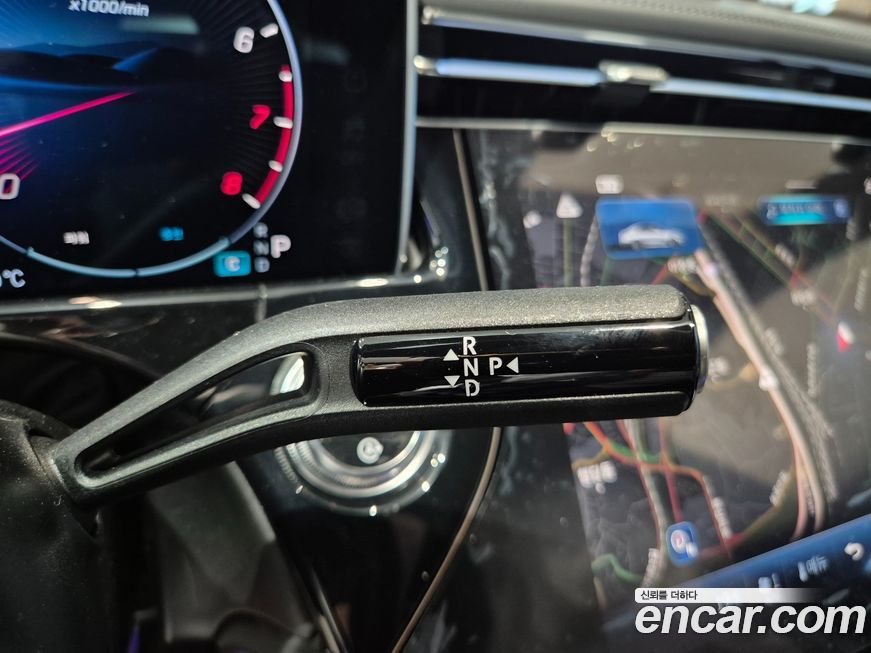 Mercedes-Benz E-Class 2024