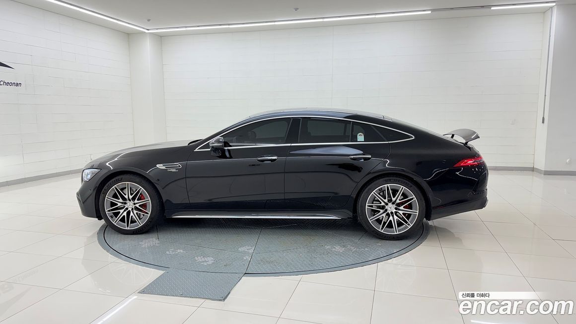 Mercedes-Benz AMG GT 2024