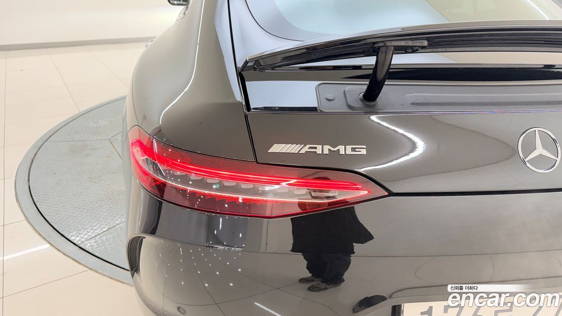 Mercedes-Benz AMG GT 2024