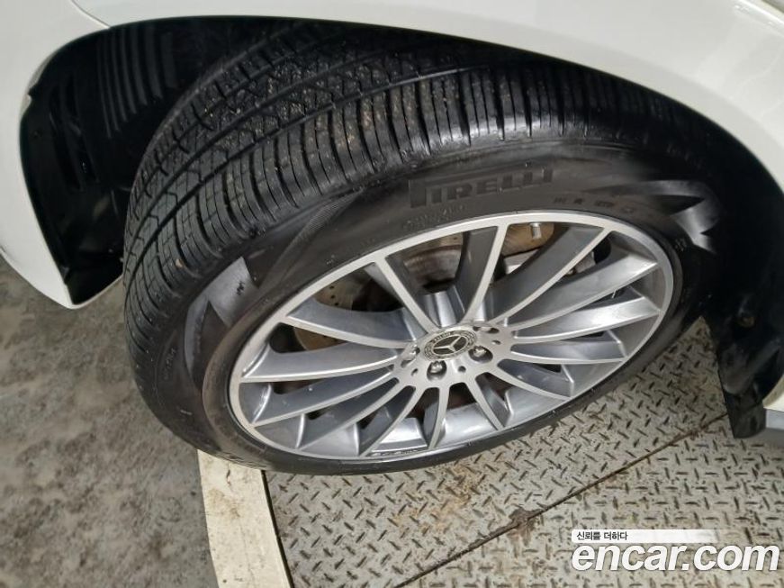 Mercedes-Benz GLE-Class 2024