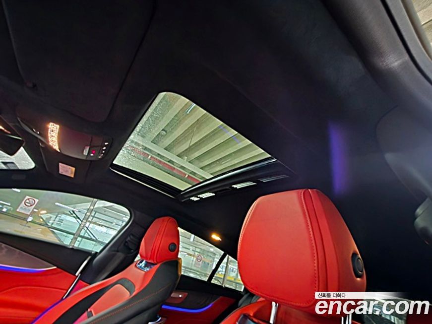 Mercedes-Benz AMG GT 2024