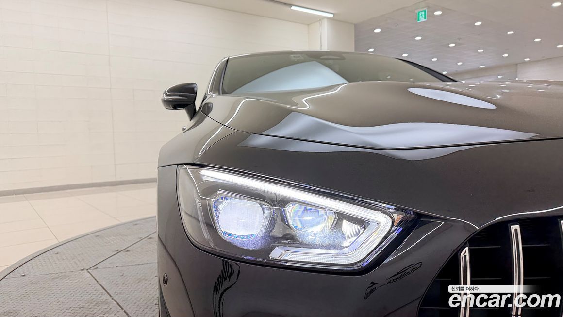 Mercedes-Benz AMG GT 2024