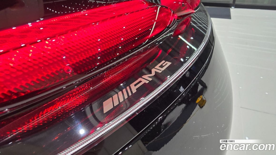 Mercedes-Benz AMG GT 2025