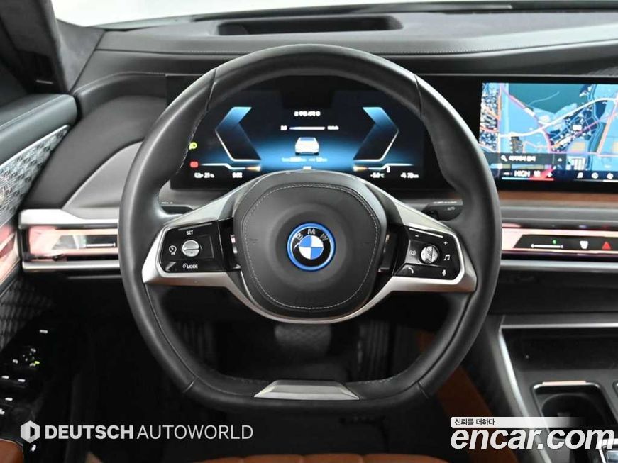 BMW i7 2023