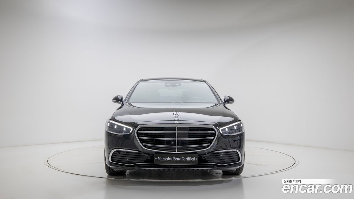 Mercedes-Benz S-Class 2024