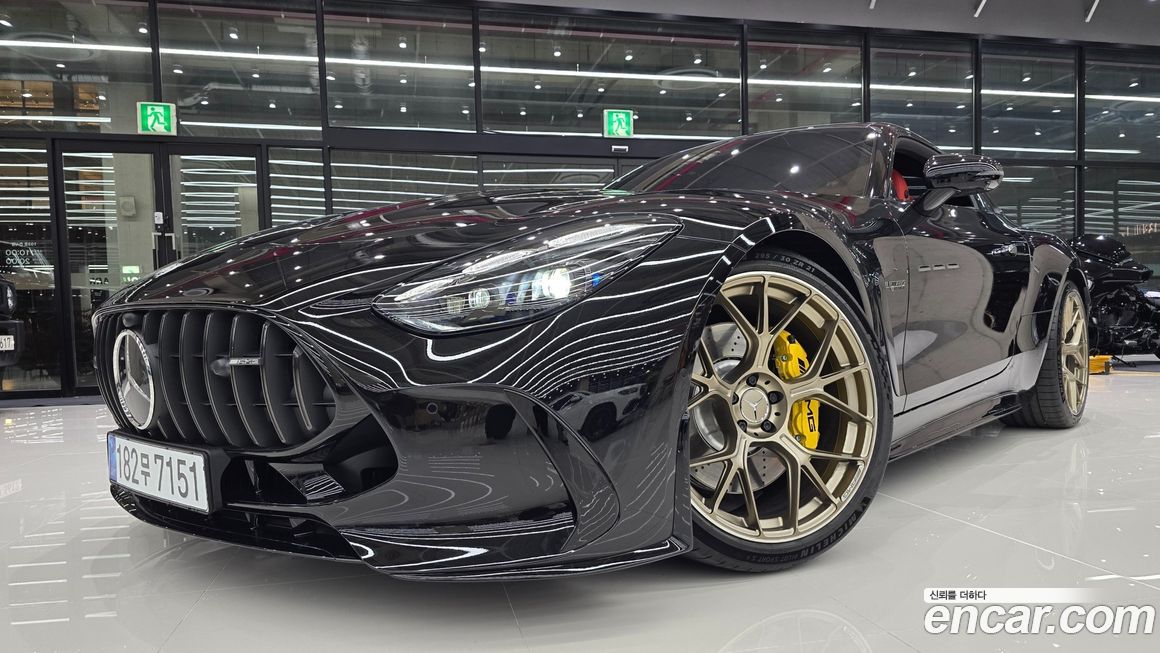 Mercedes-Benz AMG GT 2025