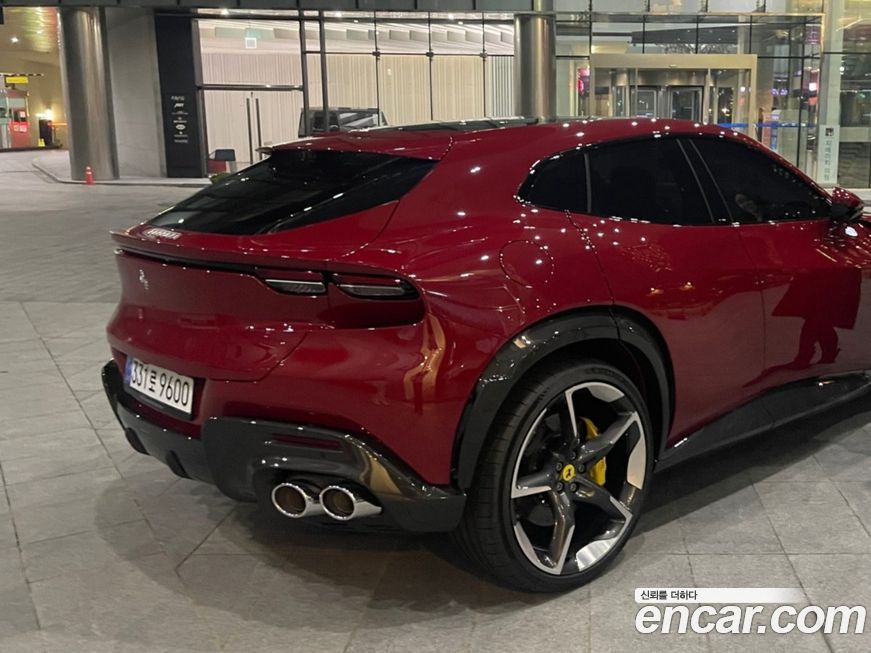 Ferrari Purosangue 2025