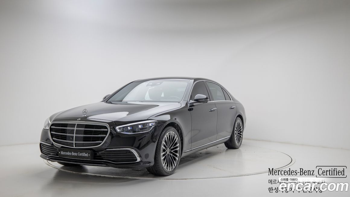 Mercedes-Benz S-Class 2024