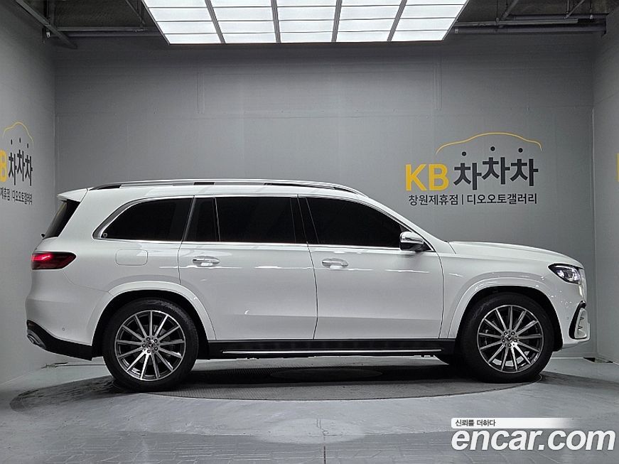 Mercedes-Benz GLS-Class 2025