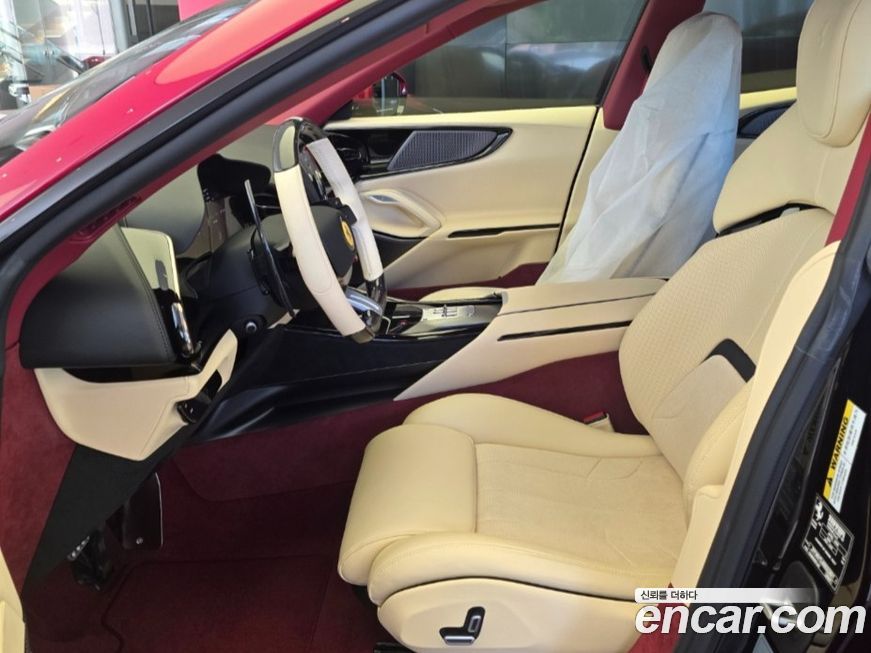 Ferrari Purosangue 2025