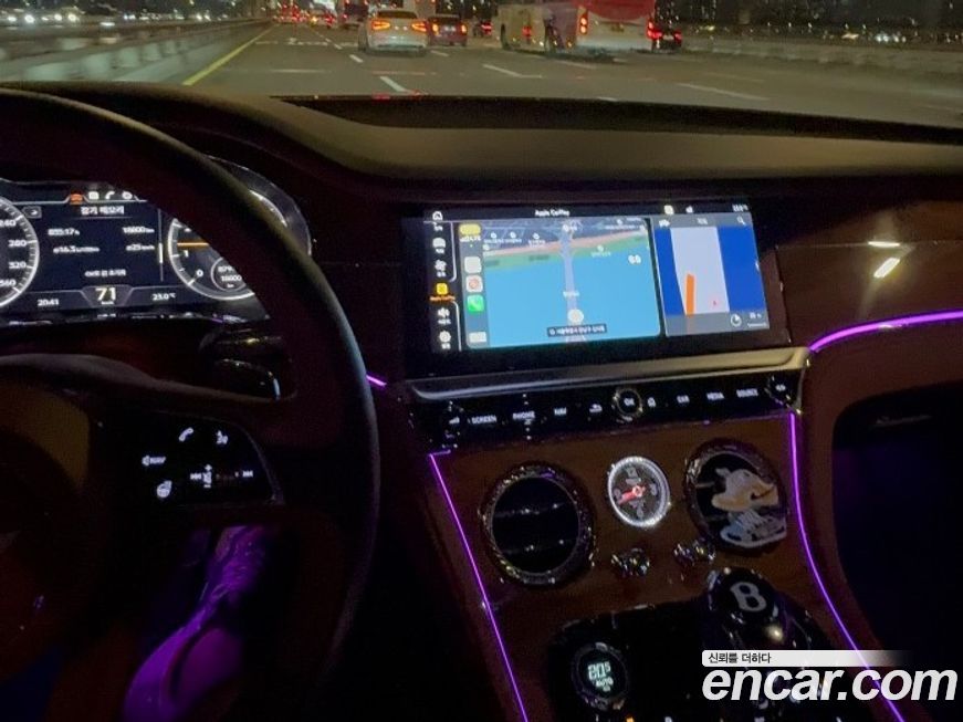 Bentley Continental 2020