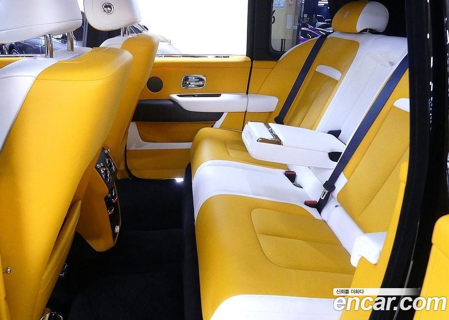 Rolls-Royce Cullinan 2024