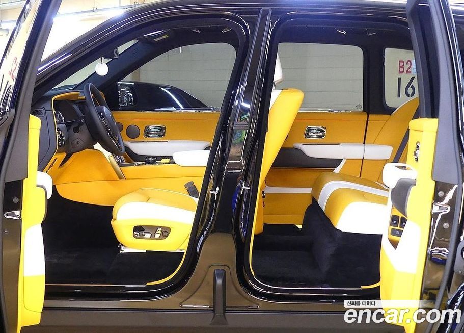 Rolls-Royce Cullinan 2024