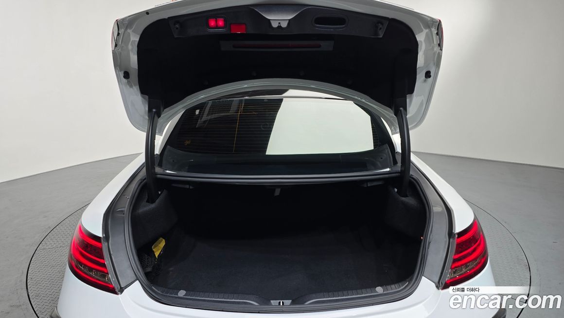 Mercedes-Benz C-Class 2018