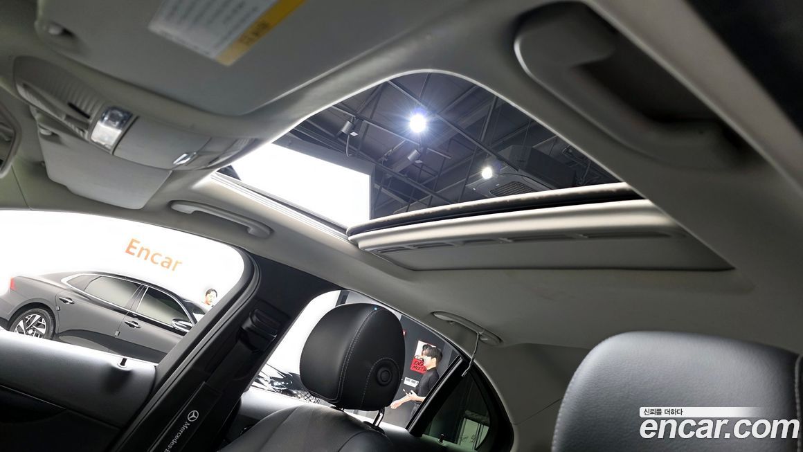 Mercedes-Benz C-Class 2018