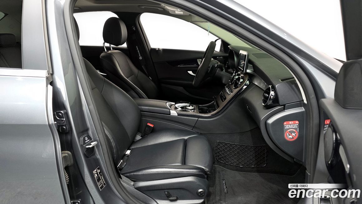 Mercedes-Benz C-Class 2018