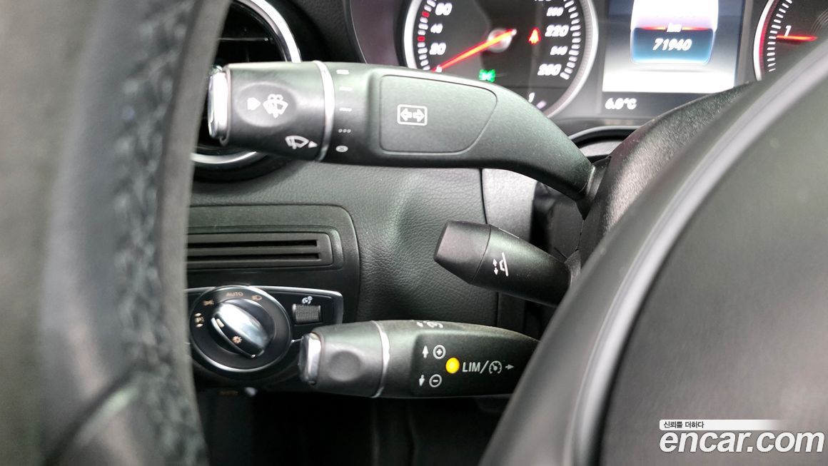 Mercedes-Benz C-Class 2018