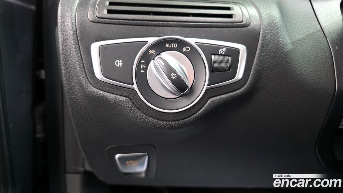 Mercedes-Benz C-Class 2018