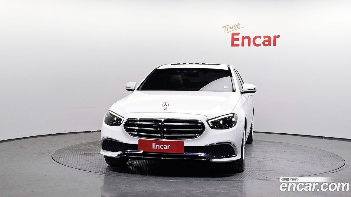 Mercedes-Benz E-Class 2021