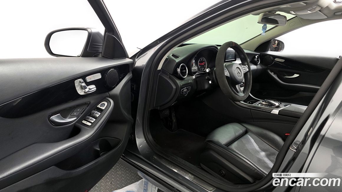 Mercedes-Benz C-Class 2018