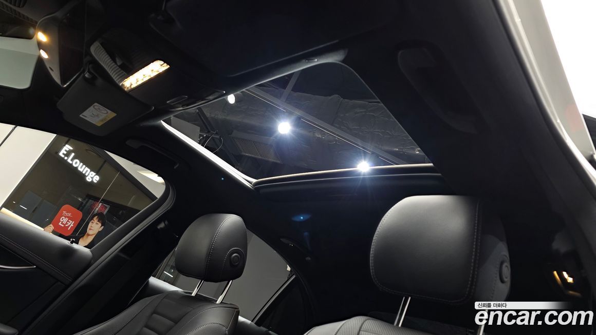 Mercedes-Benz E-Class 2023