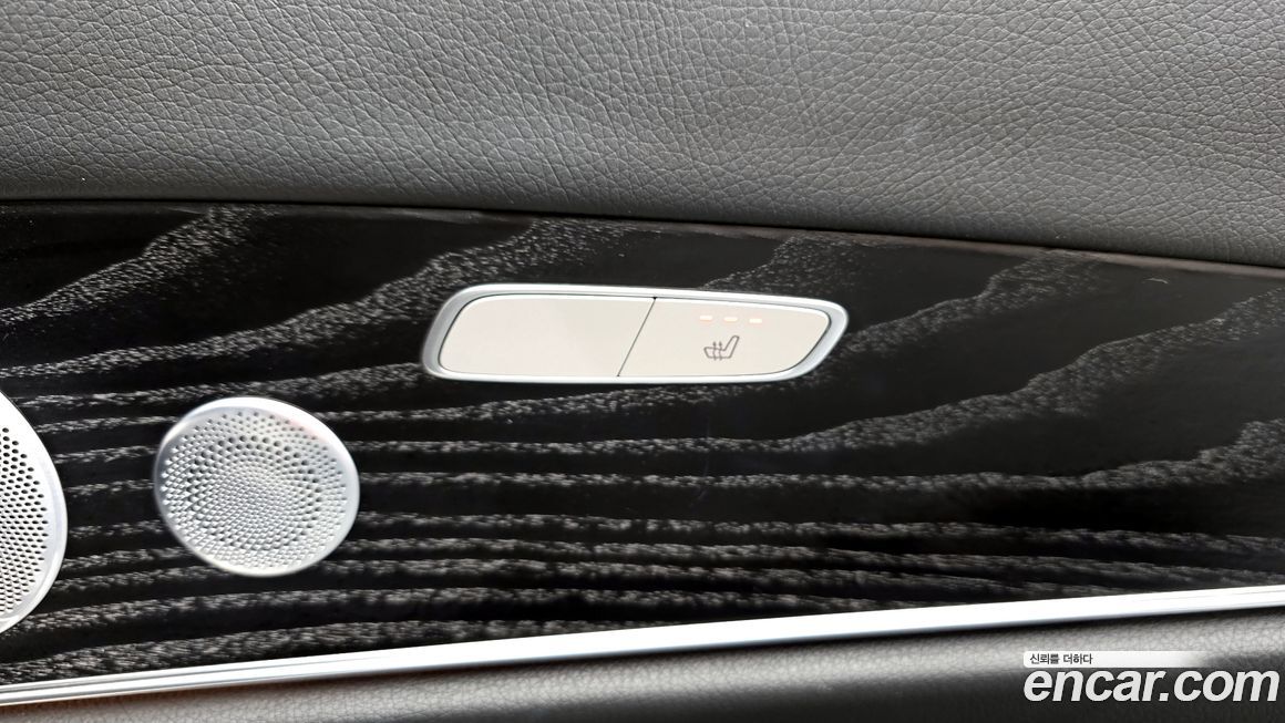 Mercedes-Benz E-Class 2020