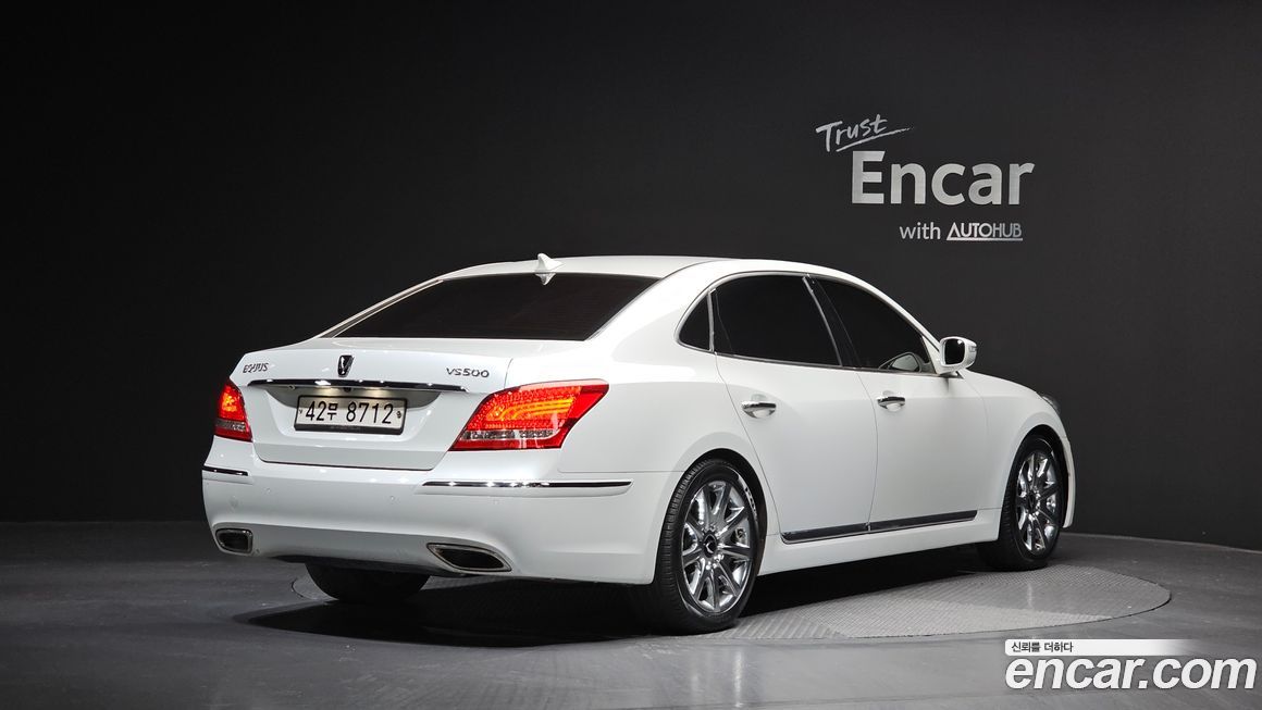 Hyundai Equus 2012