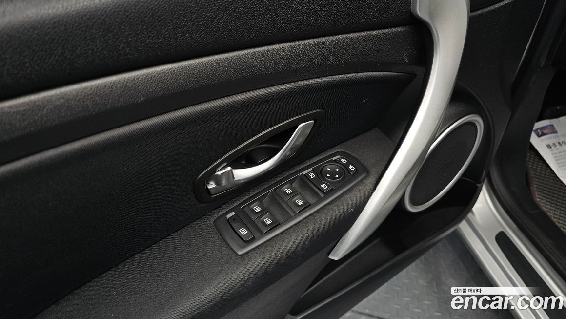 Renault-KoreaSamsung SM3 2010