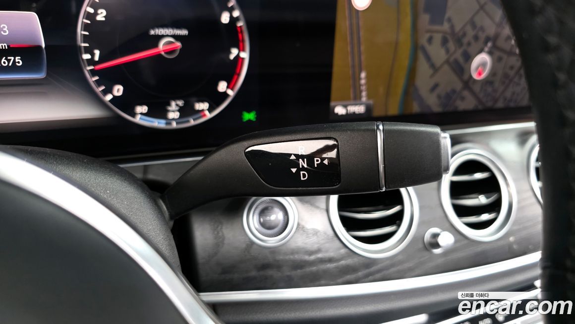 Mercedes-Benz E-Class 2020