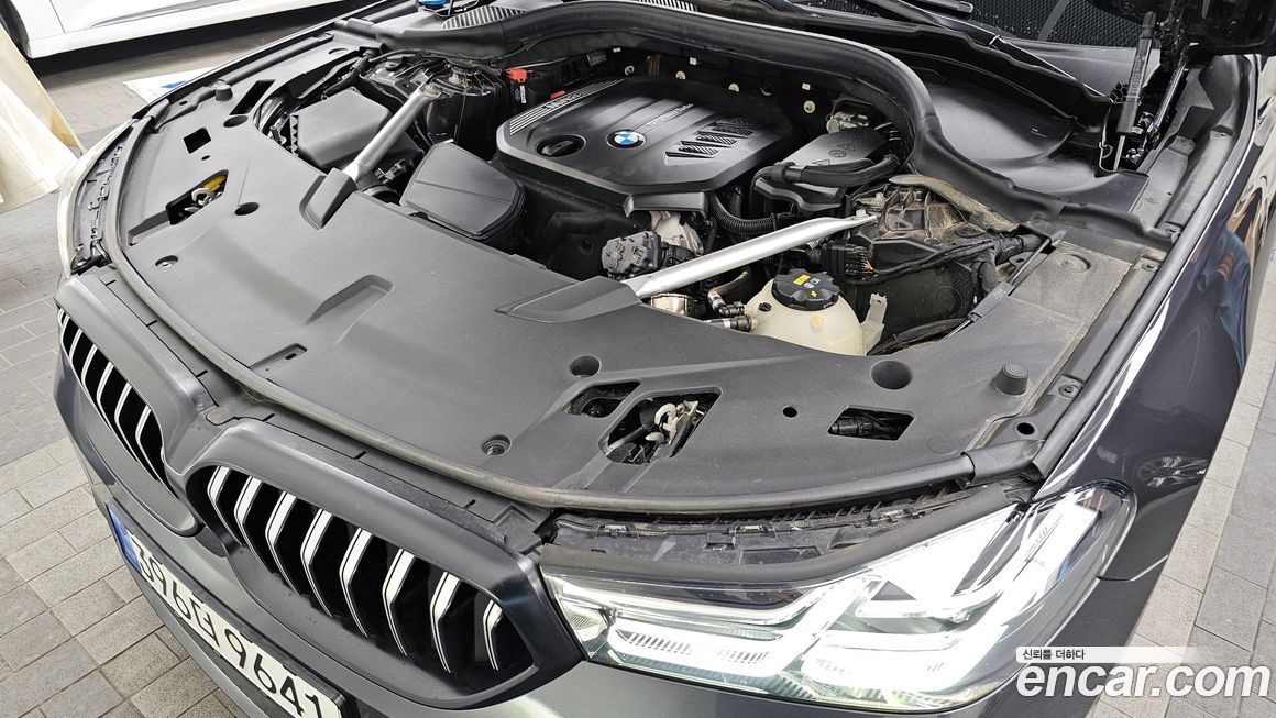 BMW Gran Turismo 2023