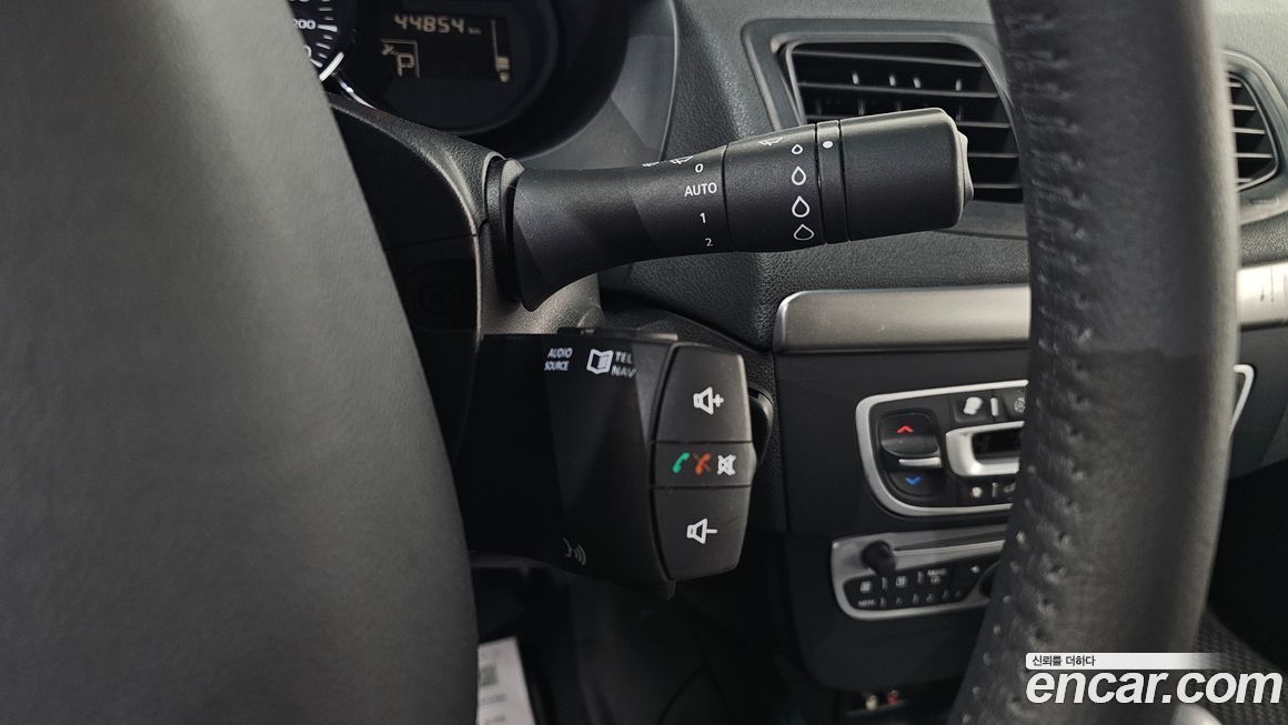 Renault-KoreaSamsung SM3 2010